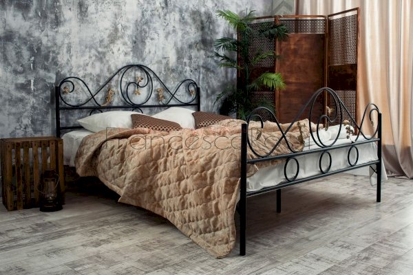 Кованая кровать Венеция с 2 спинками